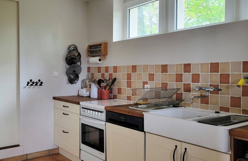 La Salvetat-Peyrales Casa | Hermosa casa de piedra con piscina climatizada 9m x4,5m