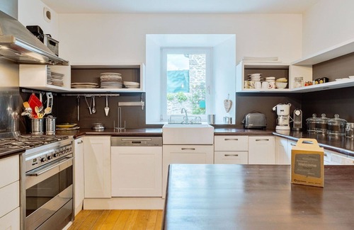 Saint-Briac-sur-Mer Villa | Estupenda casa de vacaciones privada con WIFI, TV, terraza, mascotas permitida y aparcamiento