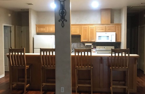 Marble Falls Casa | Beautiful gated 6 acre waterfront family retreat