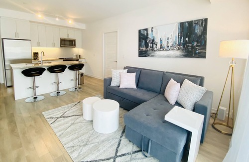 Innisfil Condominio | Beautiful gateway @ Friday Harbour resort