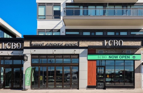 Innisfil Condominio | Beautiful gateway @ Friday Harbour resort