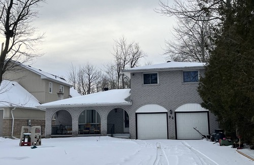 Pefferlaw Casa | Beautiful Georgina Cottage/House for Rent