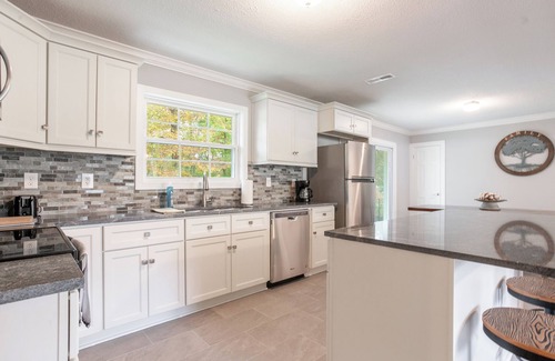 Graysville Casa | Beautiful Getaway! 16+ppl and close to Chattanooga!