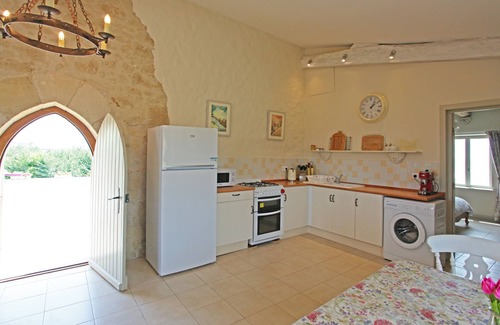 Bourgougnague Casa | Hermosa casa rural para dos, cerca de Eymet con una piscina maravillosa y vistas impresionantes.