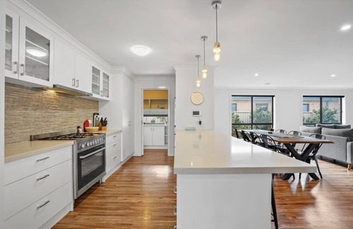 Golden Point Casa | Beautiful Golden Point Home - Style&Sophistication