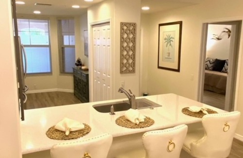 Tropical Cove Condominio | Beautiful Golf Designer Condo in Golf Village Lexington Country Club Fort Myers