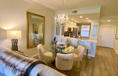 Tropical Cove Condominio | Beautiful Golf Designer Condo in Golf Village Lexington Country Club Fort Myers