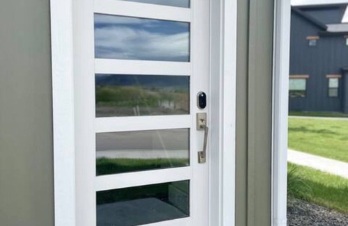 Bozeman Condominio | Beautiful guest apartment with breathtaking views of the Bridger Mountains