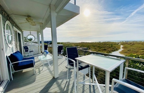 Anna Maria Casa | Hermosa casa frente al mar con carrito de golf y bicicletas - Halcyon House