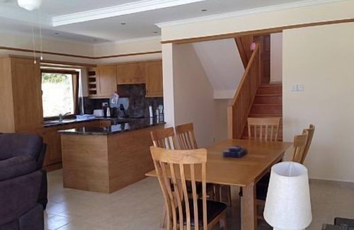 Pachyammos Villa | HERMOSA VISTA PUERTO DE VILLA - Independiente 3 CAMA EN 3 PLANTAS - POMOS