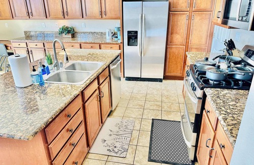 Reno Casa | Beautiful Haven/Sleeps 18