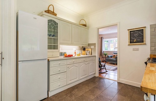 Boughton Monchelsea Cabaña | Beautiful high end bungalow within owners’ grounds with fantastic garden views.