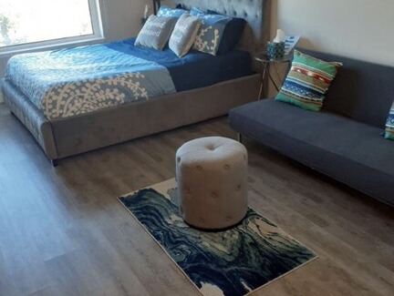 Southcenter Casa | Beautiful Highrise 2