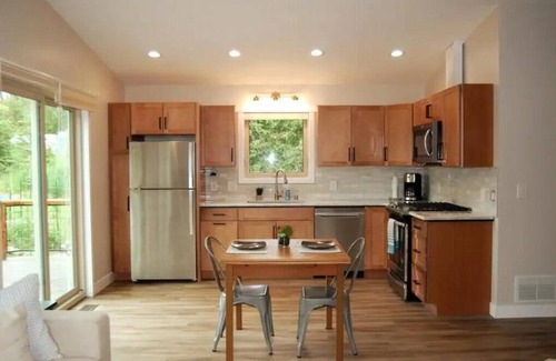 Rabbit Creek Apartamento | Beautiful Hillside-Guest House