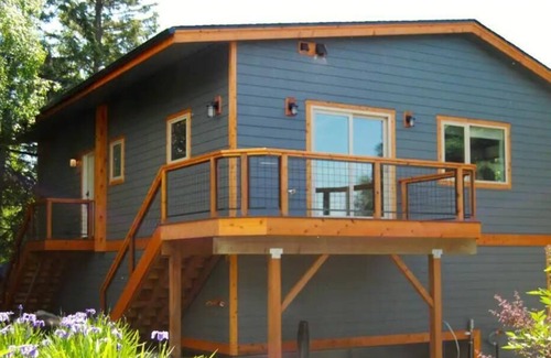 Rabbit Creek Apartamento | Beautiful Hillside-Guest House