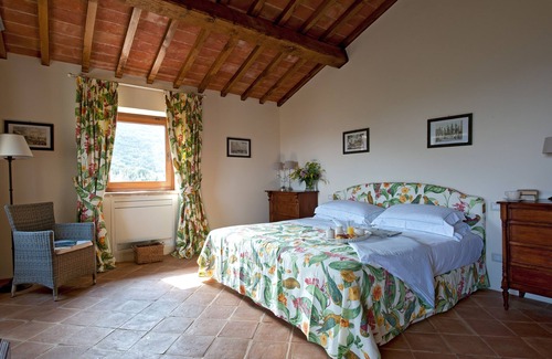 Montelaguardia Villa | Hermosa villa de 6 dormitorios en la cima de una colina cerca de Perugia