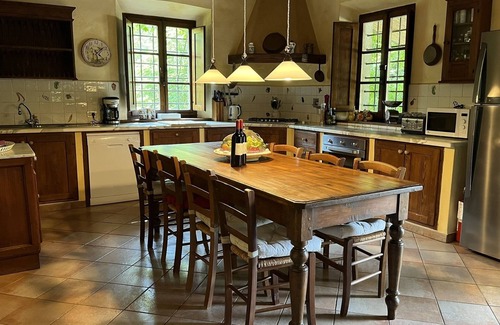 Gaiole in Chianti Villa | Villa perfecta; max 13. 5 habitaciones 5 baños, piscina privada. HASTENS BEDS. 450 mq