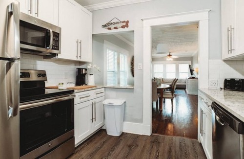 Historic Uptown Casa | Beautiful Historic Downtown St Pete Bungalow - 7BR!