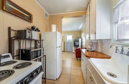 Mount Dora Cabaña | Beautiful Historic Cottage, Nantucket