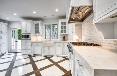Saint Armands Key Casa | Beautiful Historic home with easy access to Saint Armands Circle