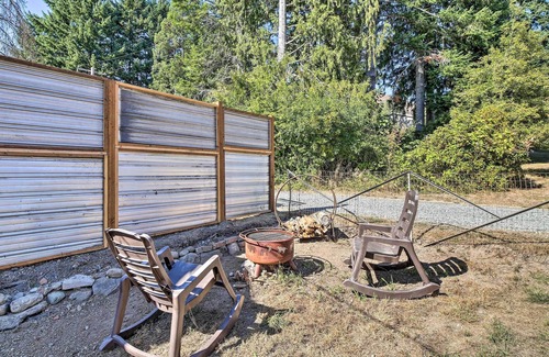 Mineral Casa | Beautiful Historic Home, Walk to Mineral Lake