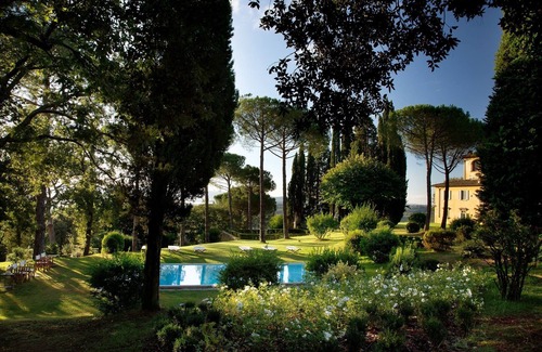 Chiesanuova Villa | Raíces históricas Hermosa Con Pista de tenis y piscina a pocos minutos de Florencia