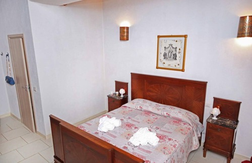 Conversano Otro | Habitación Doble Preciosa y Histórica Elianna N.4