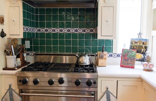 Grass Valley Casa | Beautiful Historical 1866 Estate