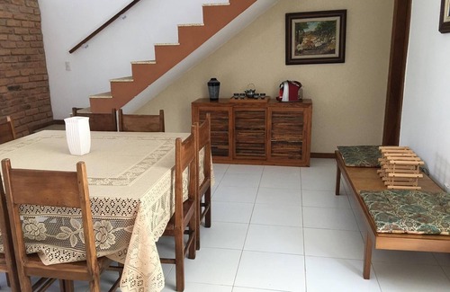 Praia Rasa Casa | Hermosa casa en el mejor condominio de Manguinhos