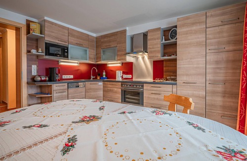 Niedernsill Apartamento | Beautiful holiday apartment in Niedernsill