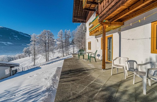 Niedernsill Apartamento | Beautiful holiday apartment in Niedernsill