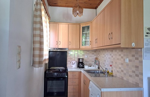 Pylos-Nestoras Casa | Bonita casa de campo en el campo con terraza | Messinia, Peloponeso