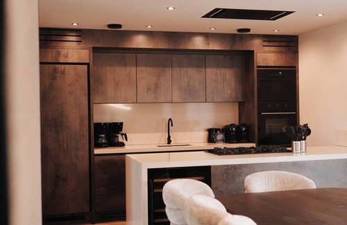 Waarland Casa | Beautiful holiday home in Waarland