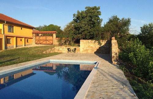 Merdanya Villa | Hermosa casa de vacaciones en la idílica Bulgaria