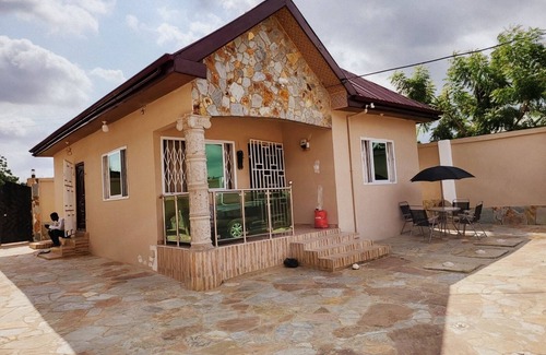 Nungua Apartamento | Beautiful Holiday Home