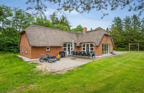 Husby Casa | Beautiful Holiday Home In Husby