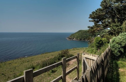 Talland Casa | Hermosa casa de vacaciones, a pocos pasos de la playa de Talland ...