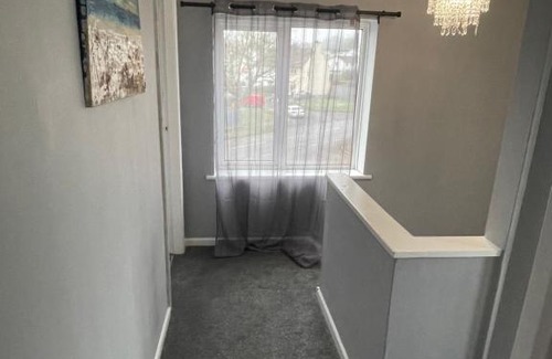 Graig Apartamento | Beautiful Holiday Home In Near Newport City Centre, Laurel Road - Can Sleeps up to 7