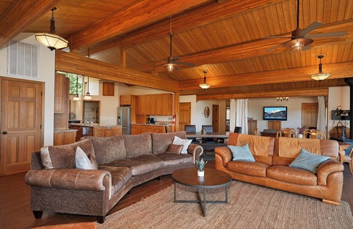 Lakehead Casa | Beautiful Home Above Lake Shasta
