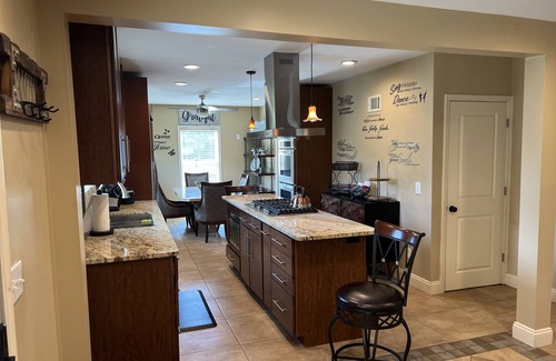 Fair Plain Casa | Beautiful 'Home Away From Home' mins to Lake Michigan Beaches & Golf!