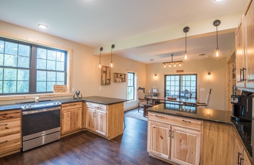 Antes Fort Cabina | Beautiful Home/Cabin on Pine Creek "Location Location" Built 2018.