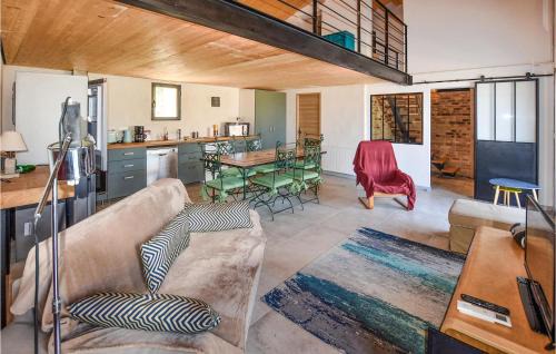 Mollans-sur-Ouveze Casa | Beautiful Home In Mollans-Sur-Ouvèze