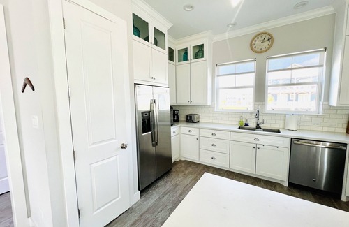 Beachside Village Casa | Beautiful Home : Gulf views : Short Walk to Beach. Base rate 2 ppl