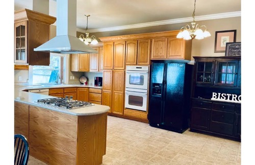 Nampa Casa | Beautiful home, historic property- downtown Nampa