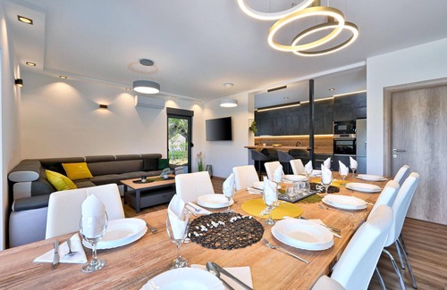Stubicke Toplice Casa | Hermosa casa en Stubicke Toplice