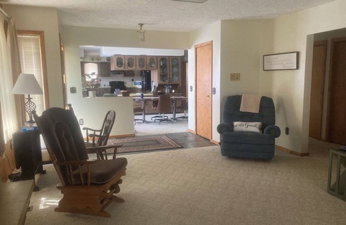 Janesville Otro | Beautiful home, huge kitchen, strong Wi-Fi , lots of room, plenty of parking