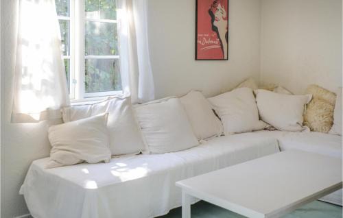 Anholt Casa | Beautiful Home In Anholt With Kitchen