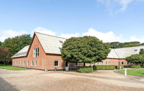 Brorup Casa | Beautiful Home In Brørup With Wifi