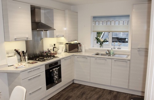 Braunton Casa | Hermosa casa nueva en el centro del pueblo