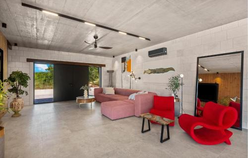 Dicmo Casa | Beautiful Home In Dicmo